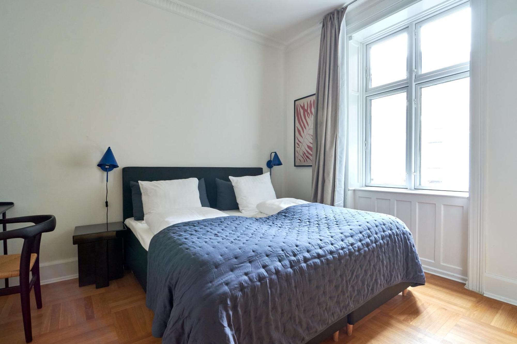 Spacious 3 Bedroom Manor Flat Next To Tivoli Copenhagen Exterior photo